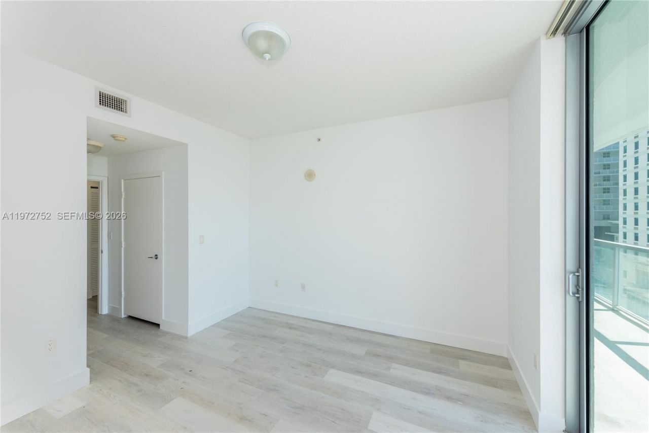 79 SW 12th St , Unit 1105-S, Miami, FL 33130 Photo