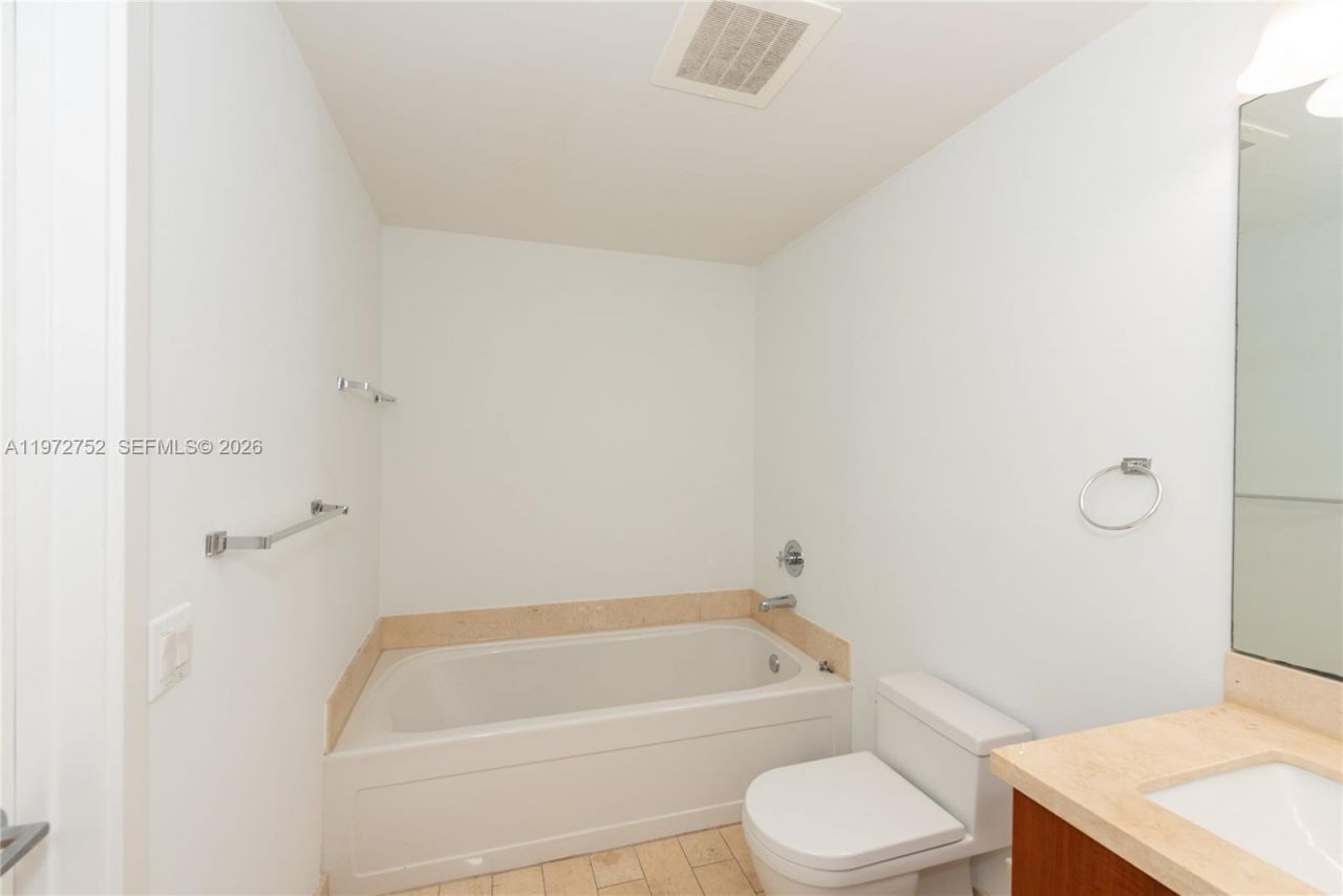 79 SW 12th St , Unit 1105-S, Miami, FL 33130 Photo