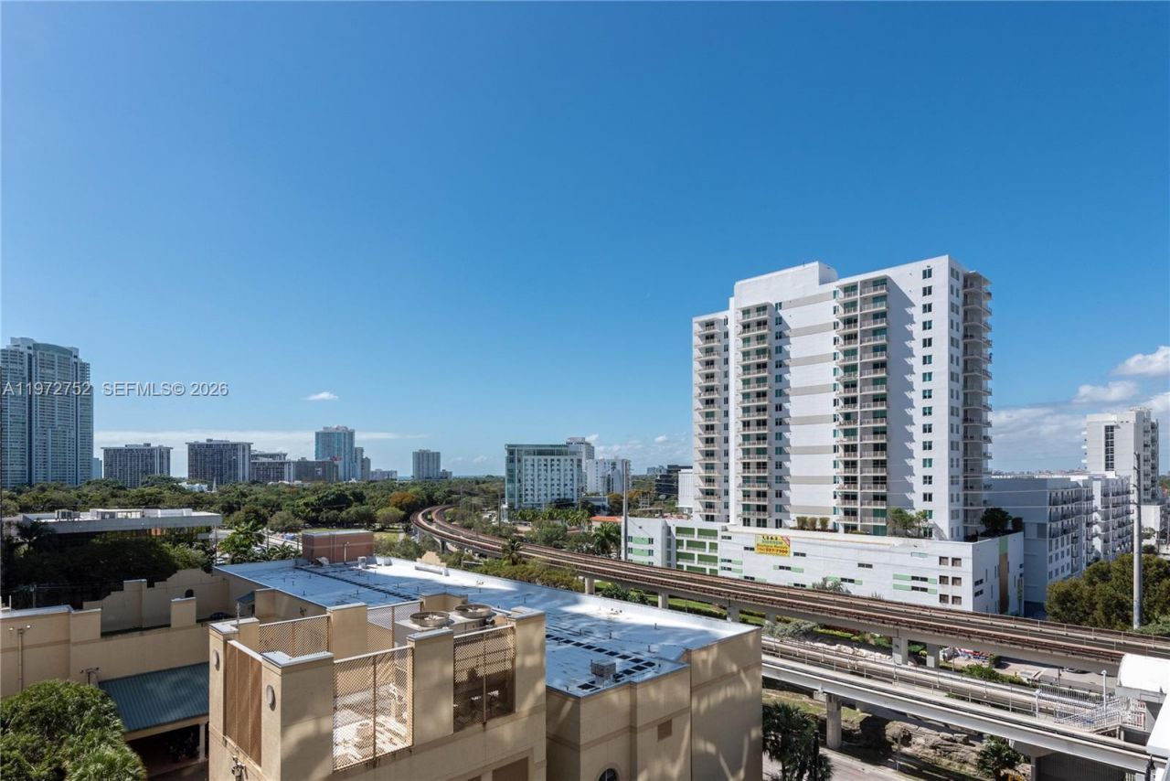 79 SW 12th St , Unit 1105-S, Miami, FL 33130 Photo