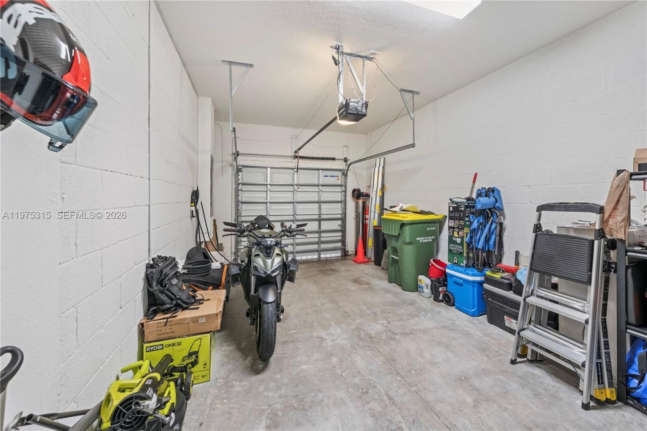 818 SE 17th St, Homestead, FL 33034 Photo