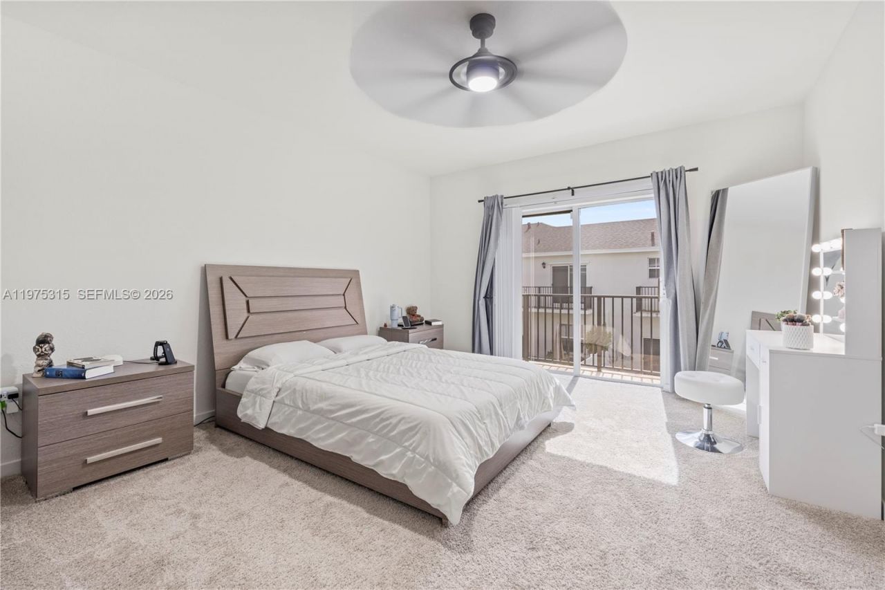 818 SE 17th St, Homestead, FL 33034 Photo