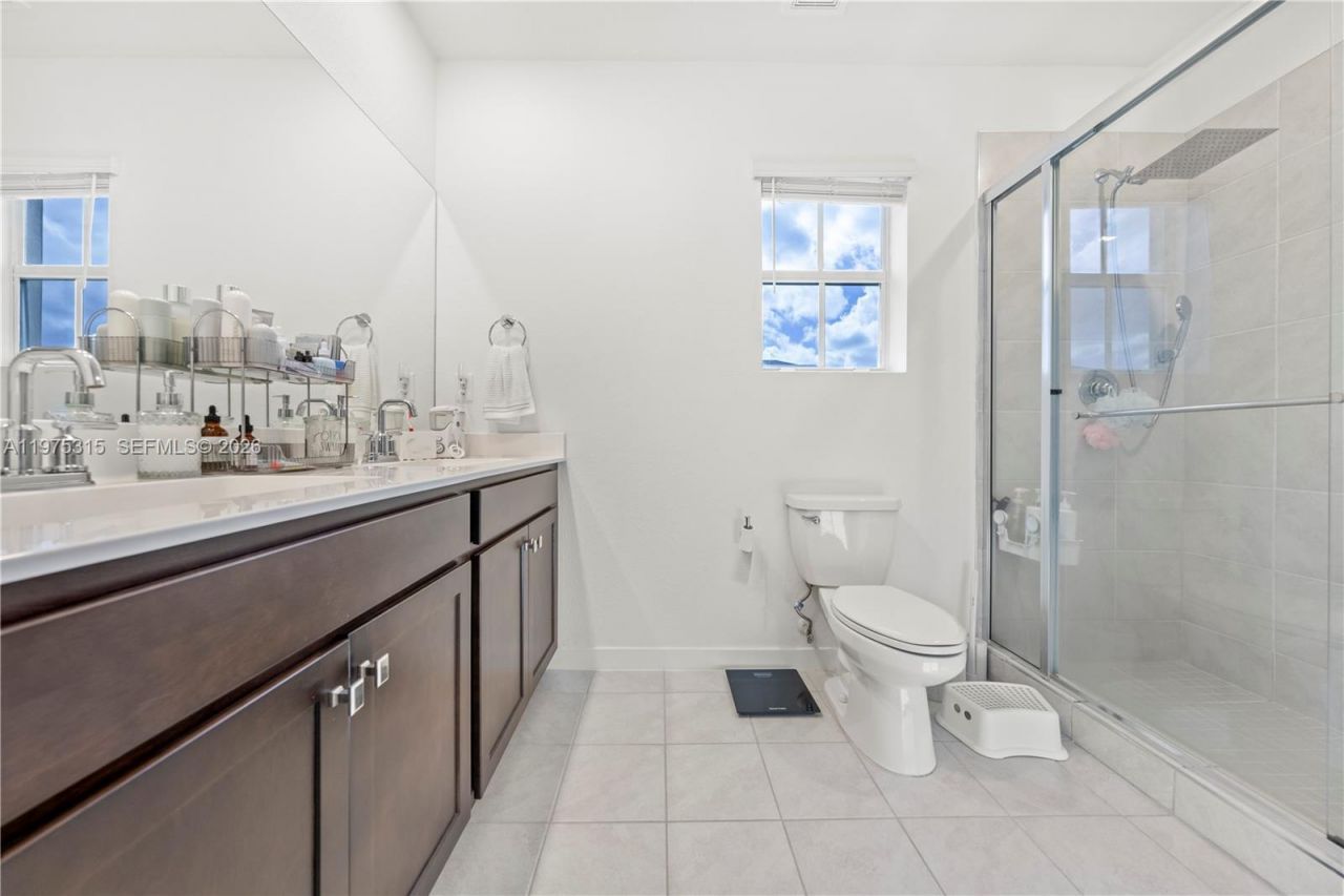 818 SE 17th St, Homestead, FL 33034 Photo