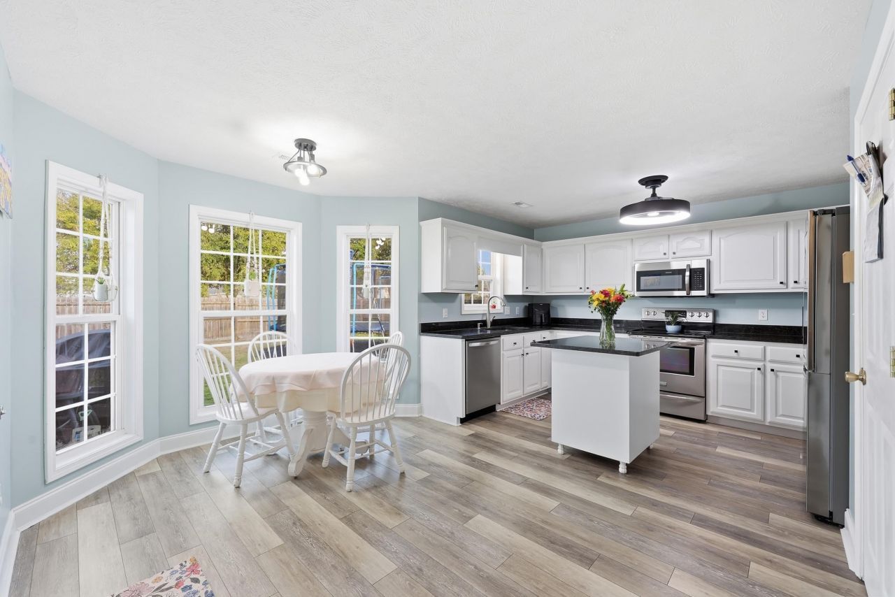 803 Golden Eagle Dr. Photo 11