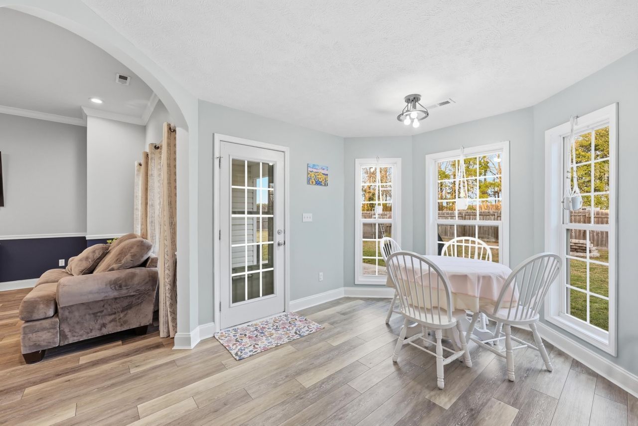 803 Golden Eagle Dr. Photo 12