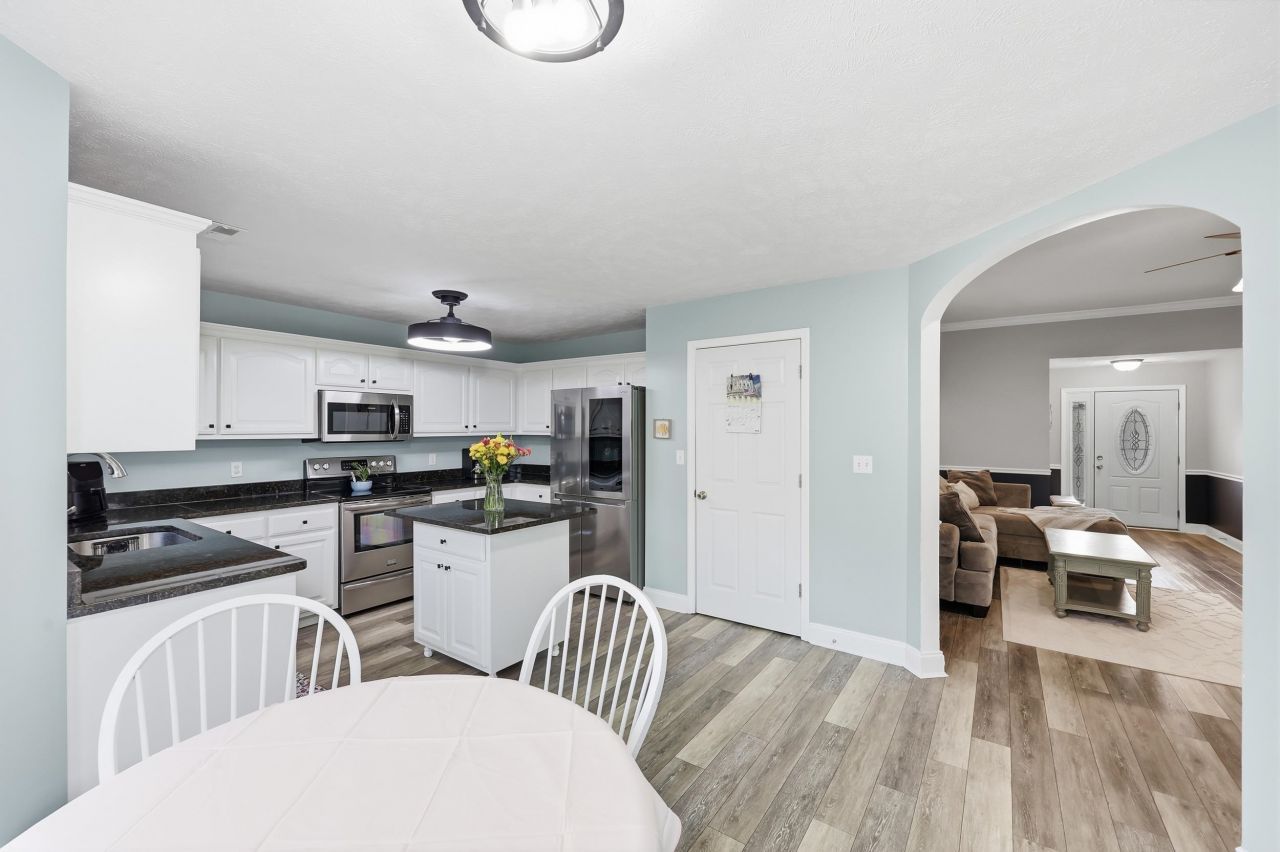 803 Golden Eagle Dr. Photo 13