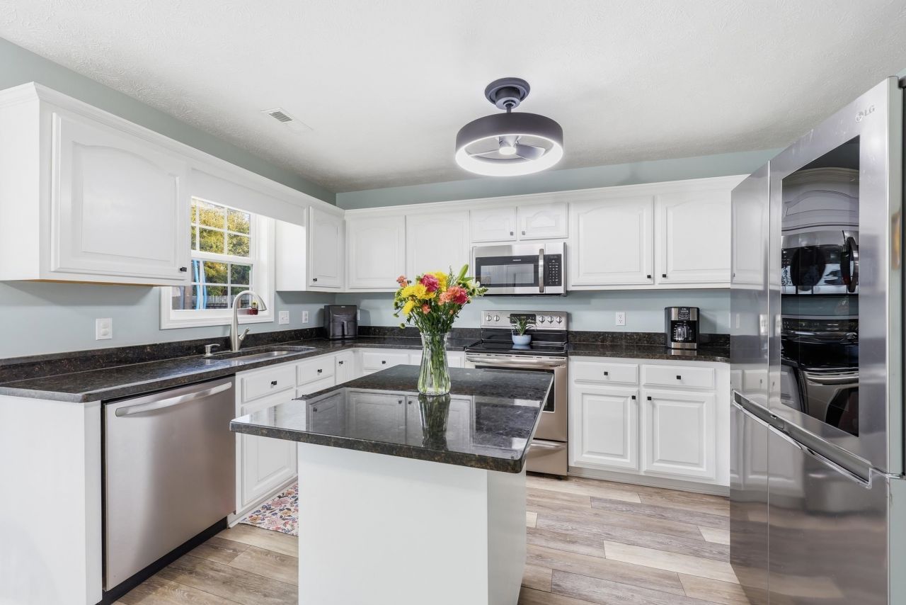 803 Golden Eagle Dr. Photo 15