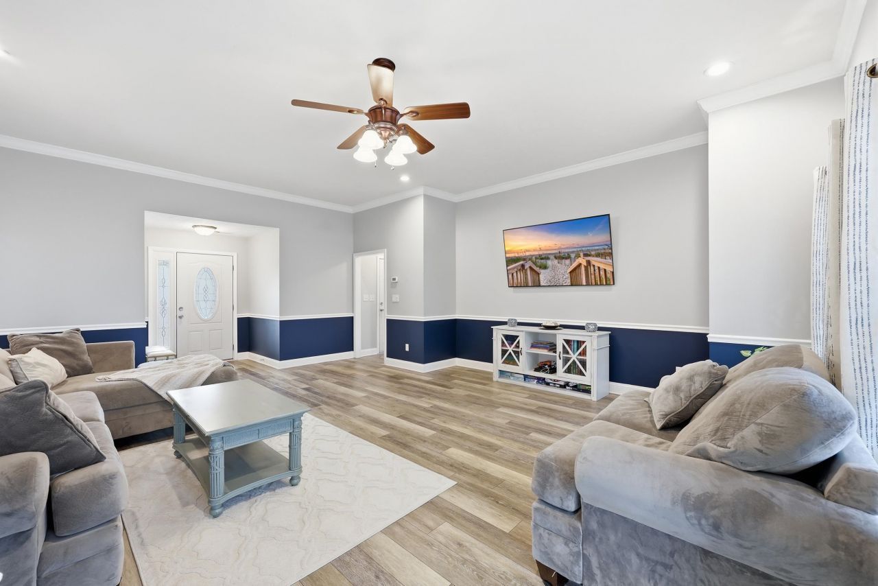 803 Golden Eagle Dr. Photo 8