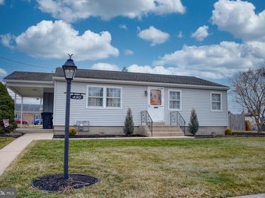 420 E MAPLE STREET , CLEONA, PA 17042