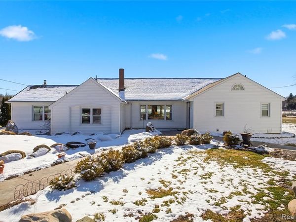 68991 Mound Road, Washington Twp, MI 48095