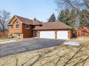 1681 128th Avenue NW, Coon Rapids, MN 55448