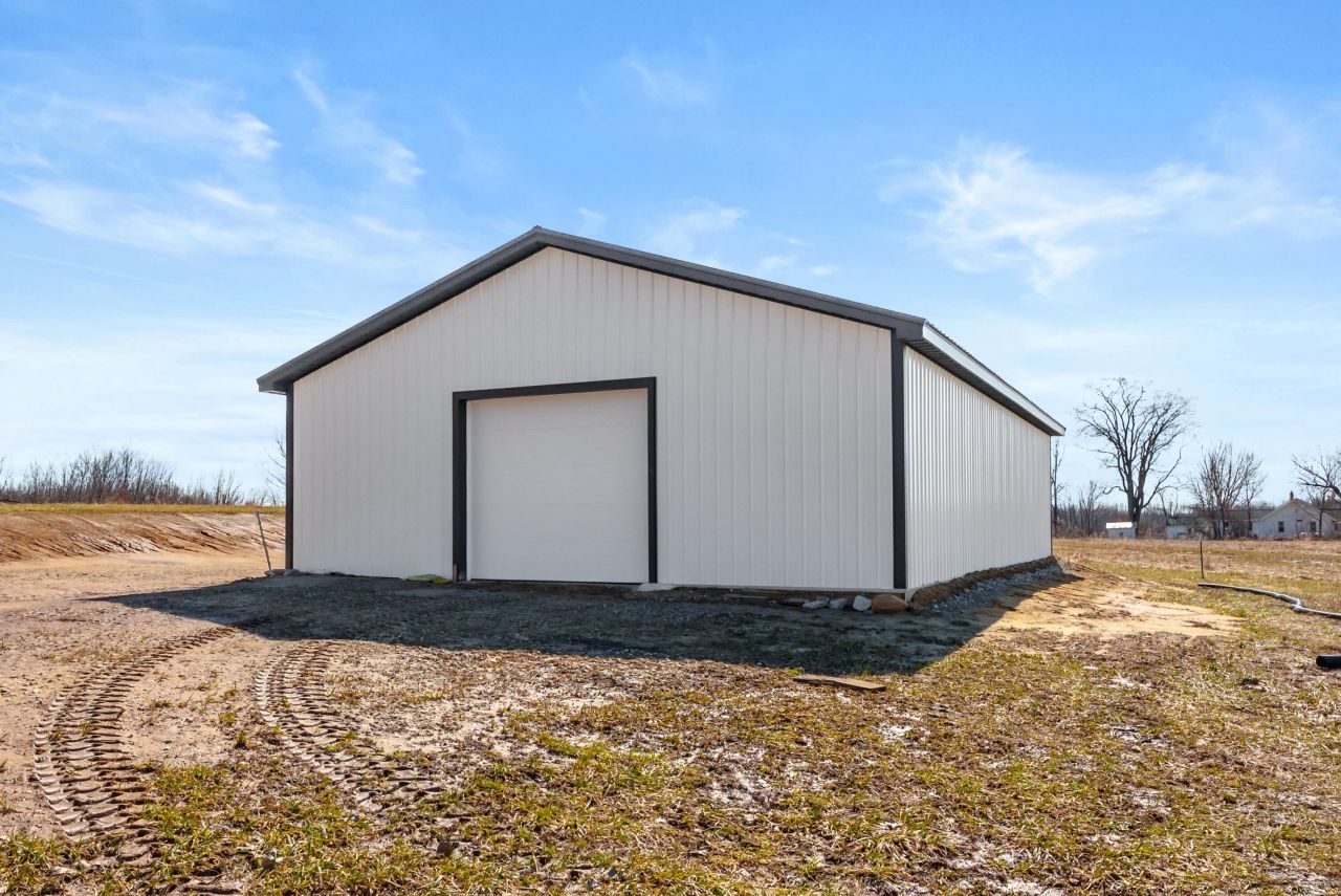 41823 Waukeenah Drive, Paw Paw, MI 49079 Main Photo