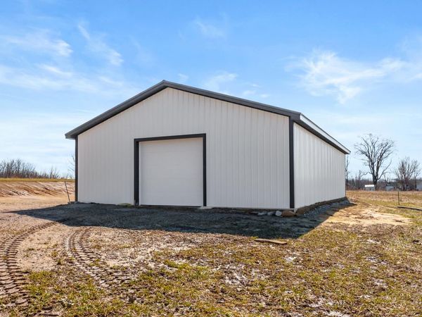 41823 Waukeenah Drive, Paw Paw, MI 49079