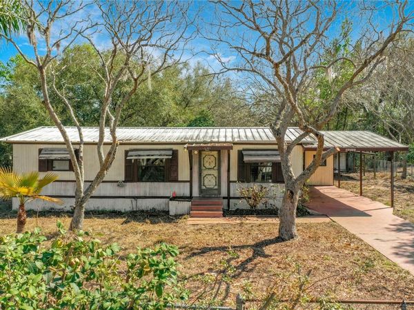 36700 DAISY LANE , FRUITLAND PARK, FL 34731