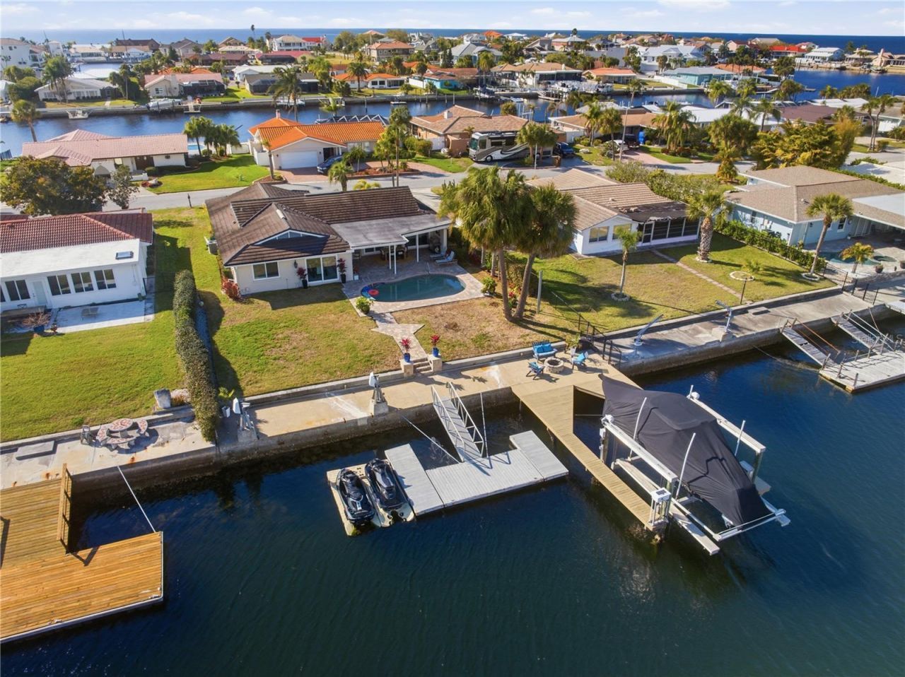 5424 Pilots Place, New Port Richey, FL 34652 Photo