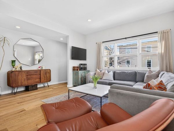 42 Oak St, Unit 42, Somerville, MA 02143