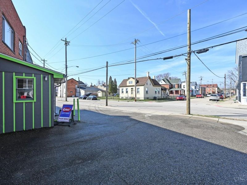 950 Jefferson Avenue, Reading, OH 45215 Photo 3