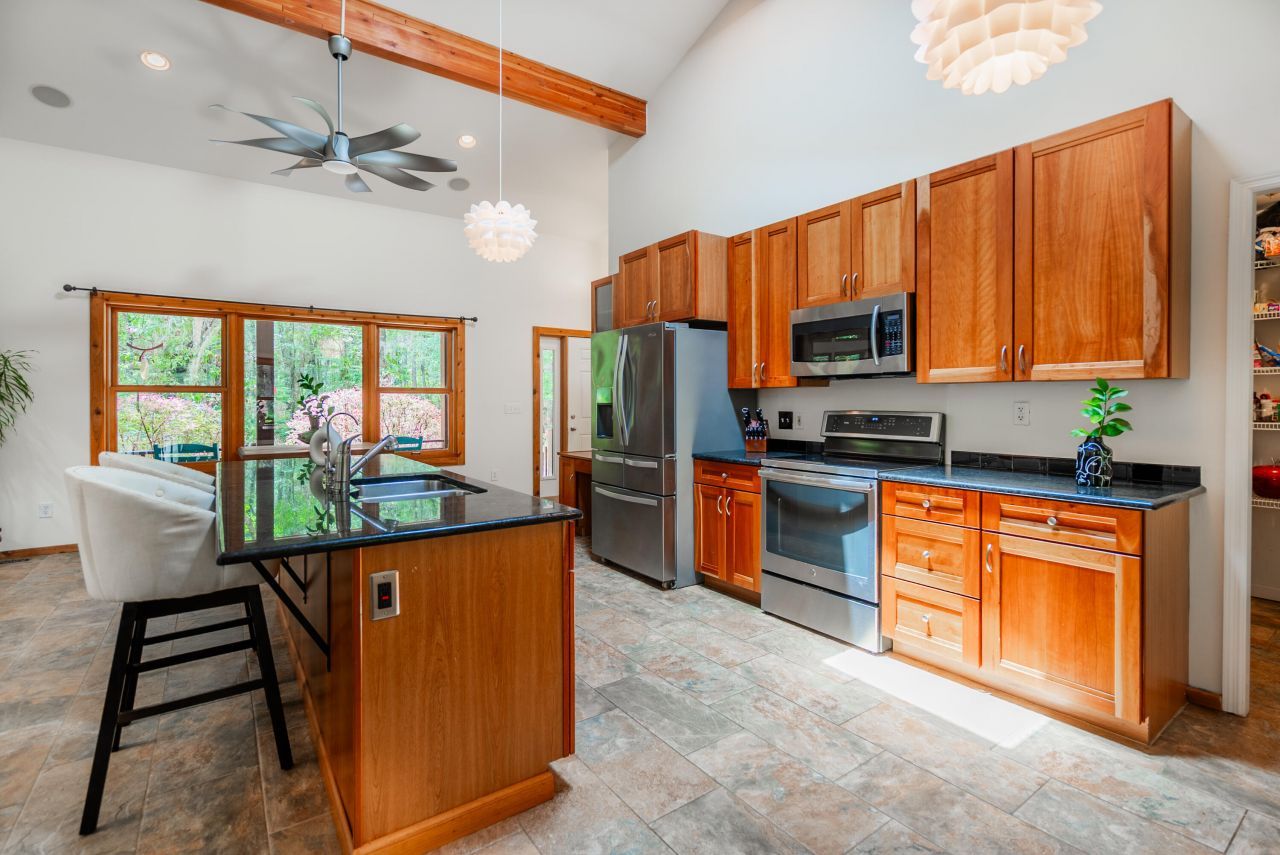 2495 Edenforest Road Photo 15