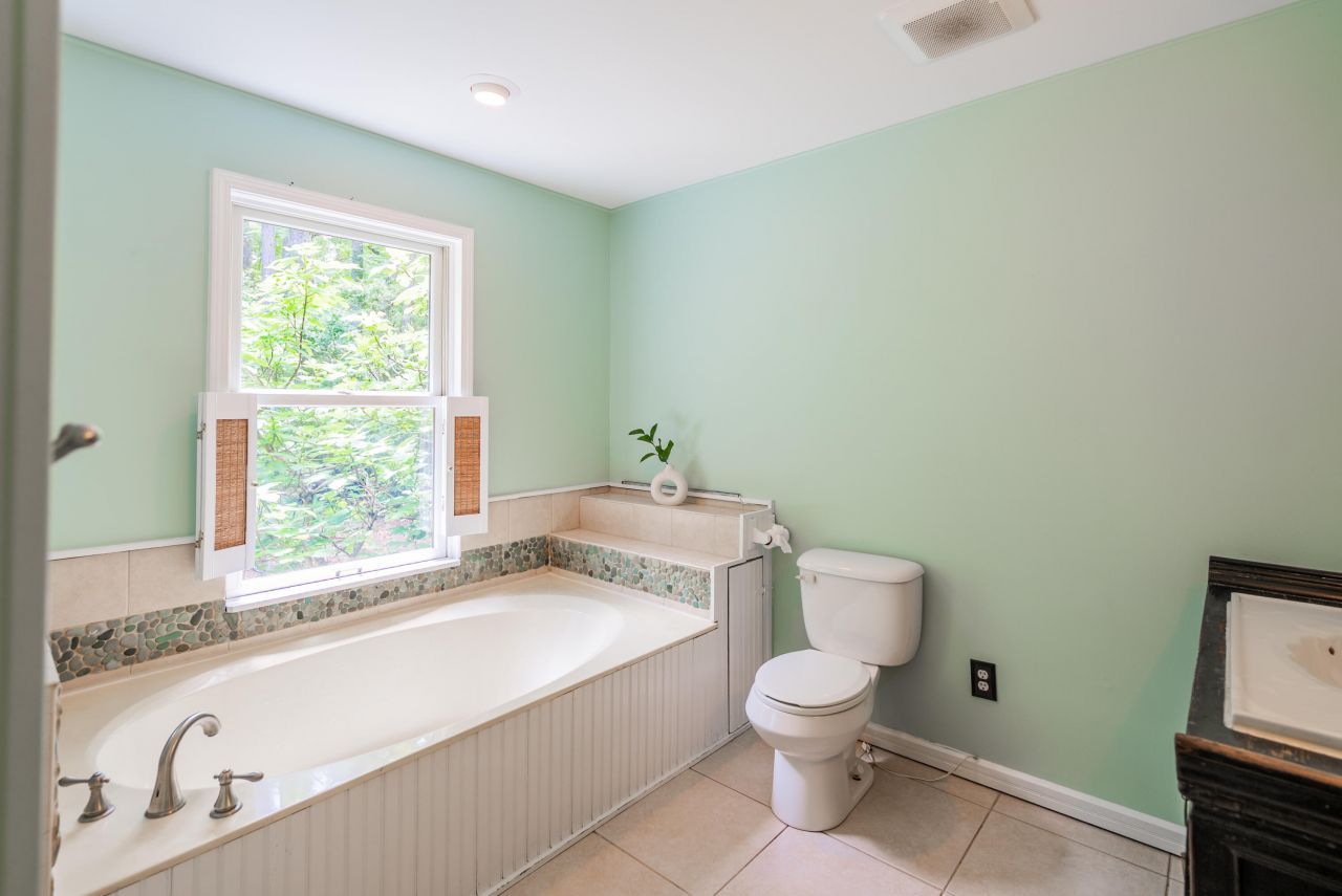 2495 Edenforest Road Photo 25