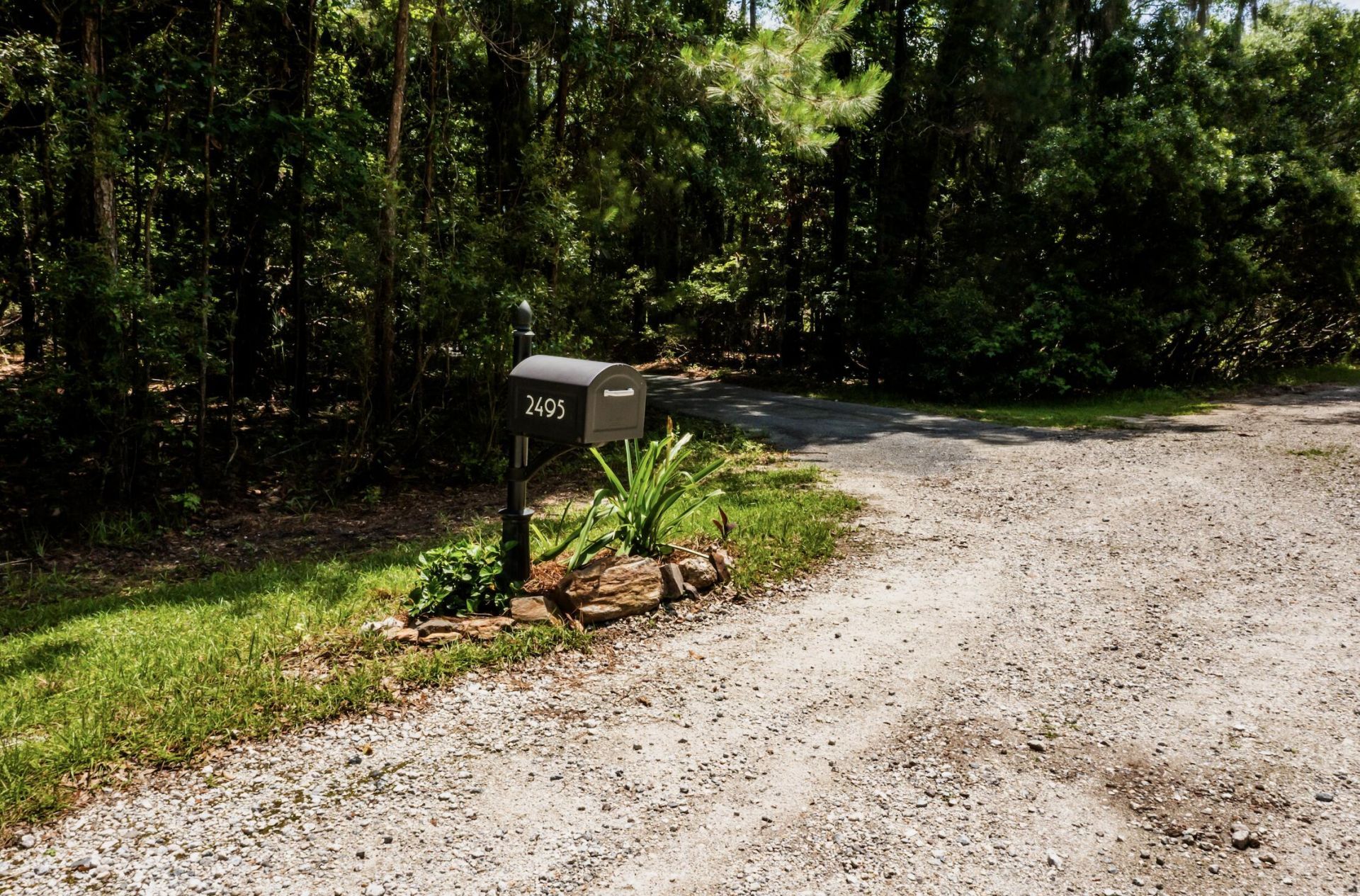 2495 Edenforest Road Photo 55