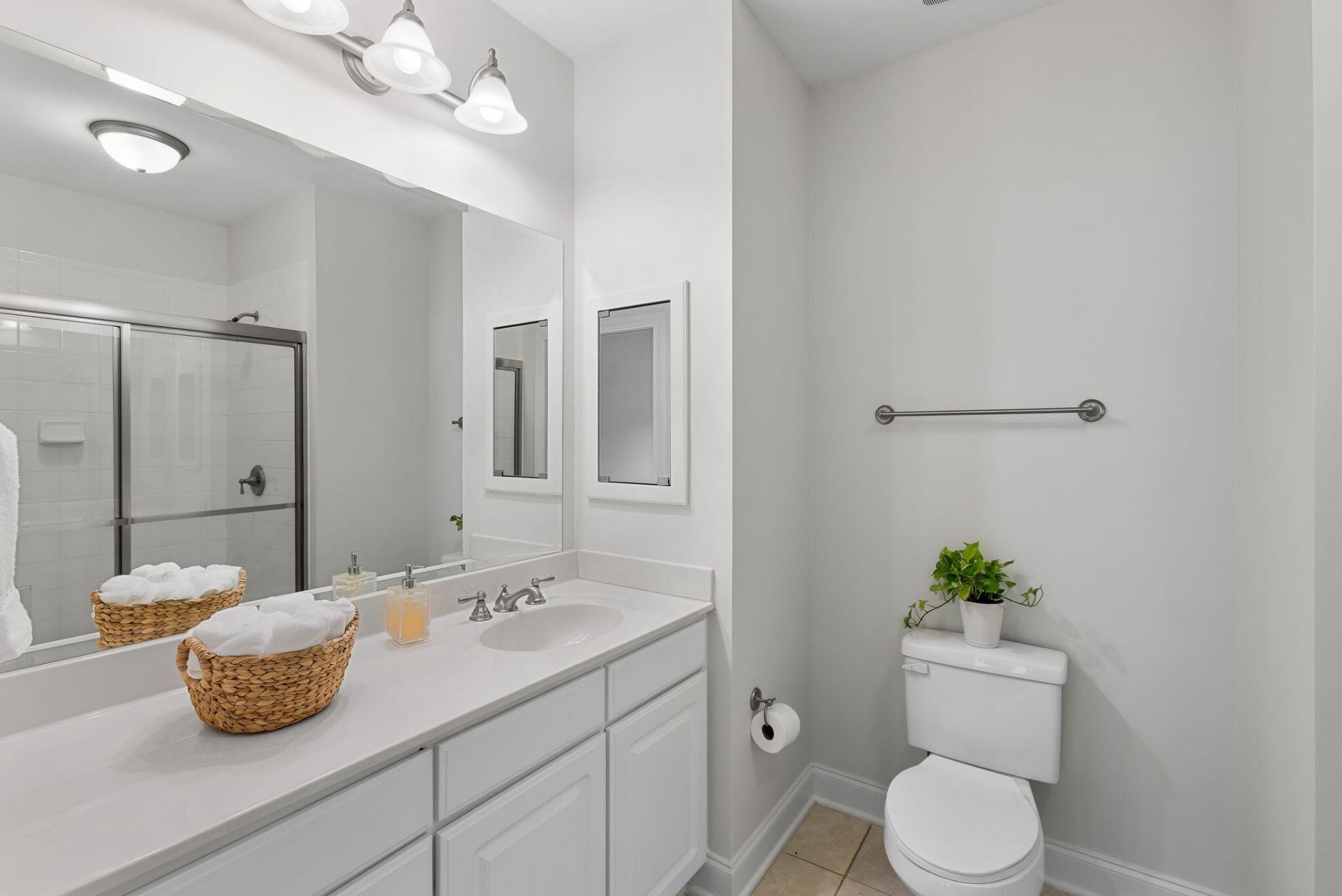 1025 Riverland Woods Place Photo 14