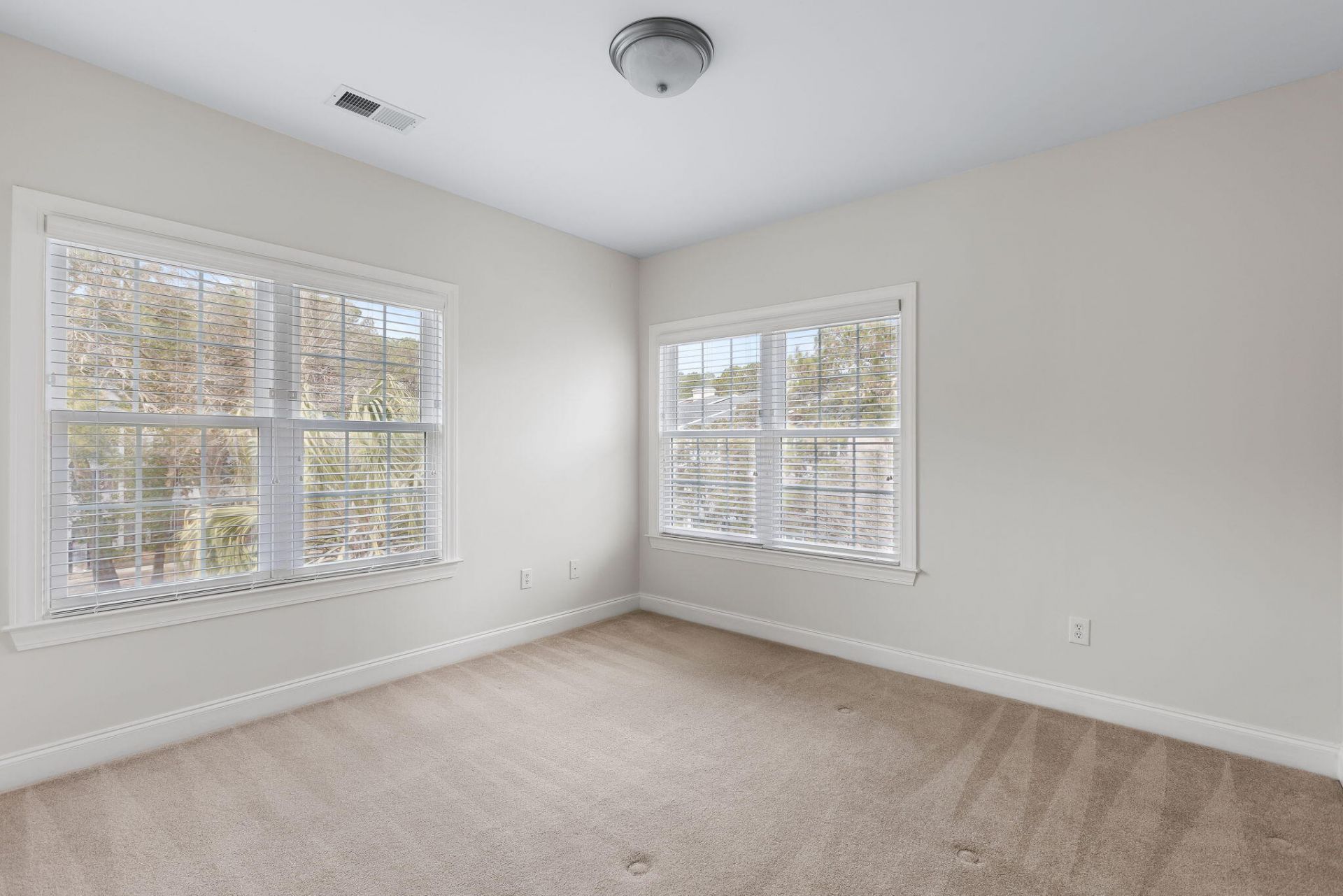 1025 Riverland Woods Place Photo 16
