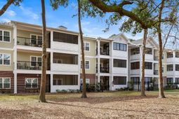 1025 Riverland Woods Place photo 4