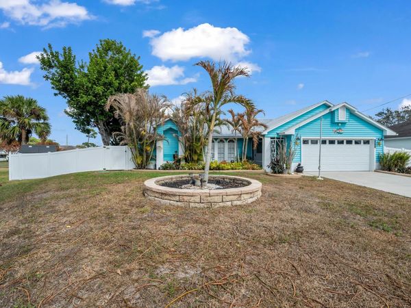 2201 SW Halissee Street, Port Saint Lucie, FL 34953