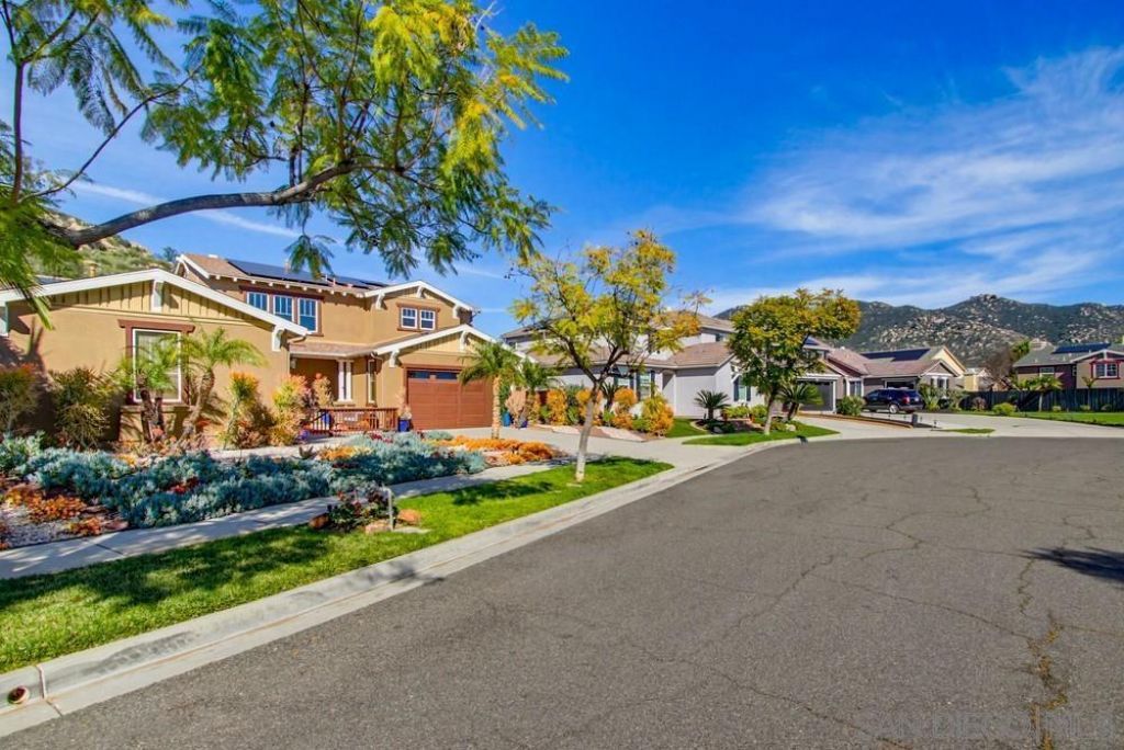 2954 Rangpur Ct , Escondido, CA 92027 Main Photo