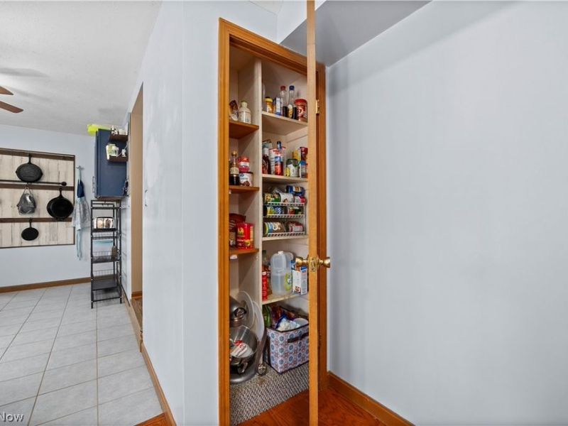 27261 Nantucket Drive, North Olmsted, OH 44070 Photo 16