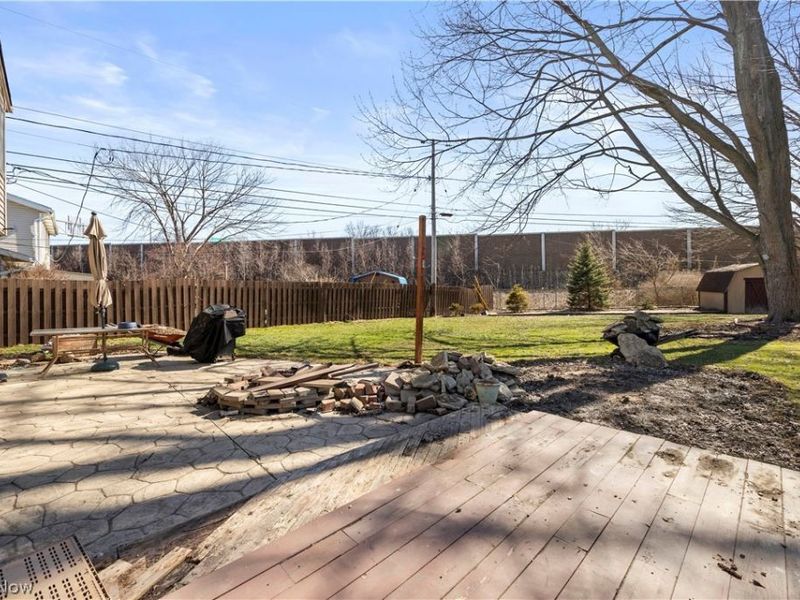 27261 Nantucket Drive, North Olmsted, OH 44070 Photo 41