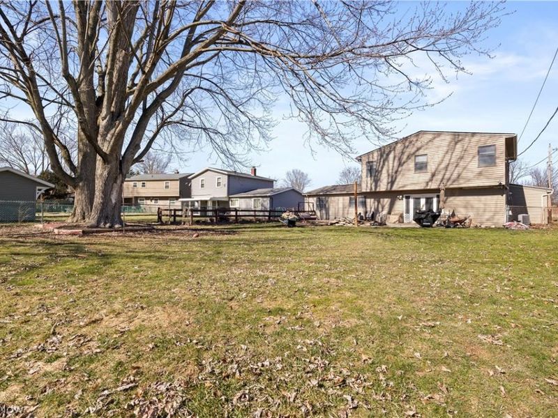 27261 Nantucket Drive, North Olmsted, OH 44070 Photo 43