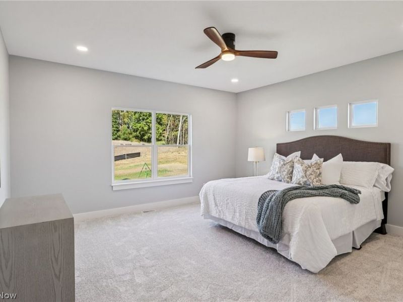 6579 Hathaway Road, Valley View, OH 44125 Photo 12