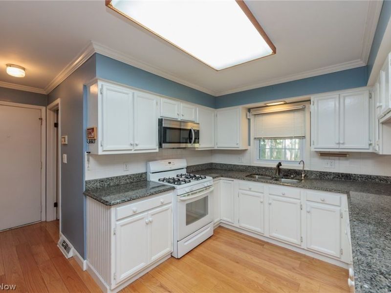 33403 Cromwell Drive , Solon, OH 44139 Photo 11