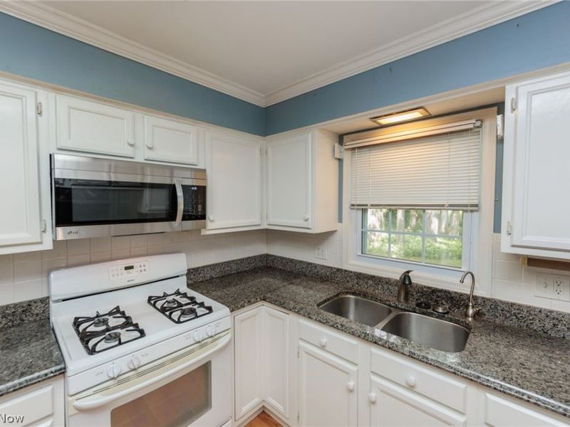 33403 Cromwell Drive , Solon, OH 44139 Photo 14