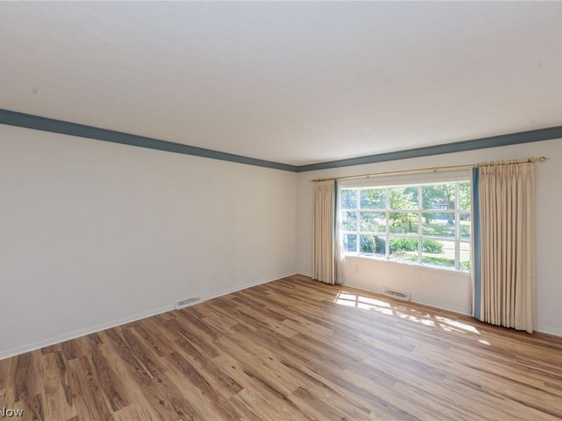 33403 Cromwell Drive , Solon, OH 44139 Photo 3