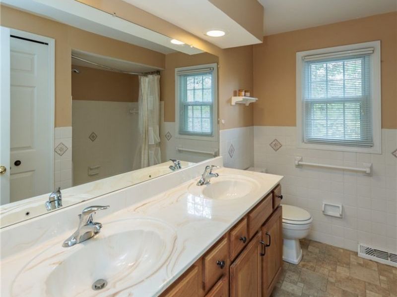 33403 Cromwell Drive , Solon, OH 44139 Photo 37