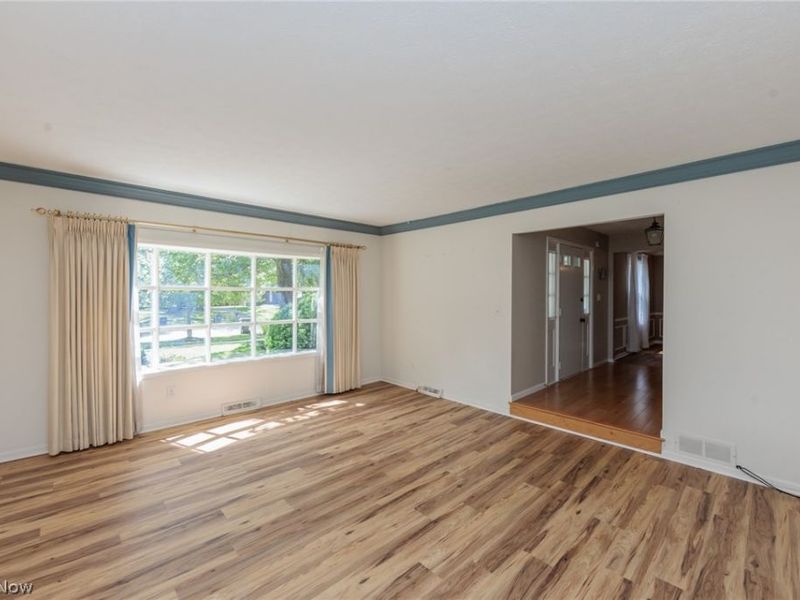 33403 Cromwell Drive , Solon, OH 44139 Photo 4