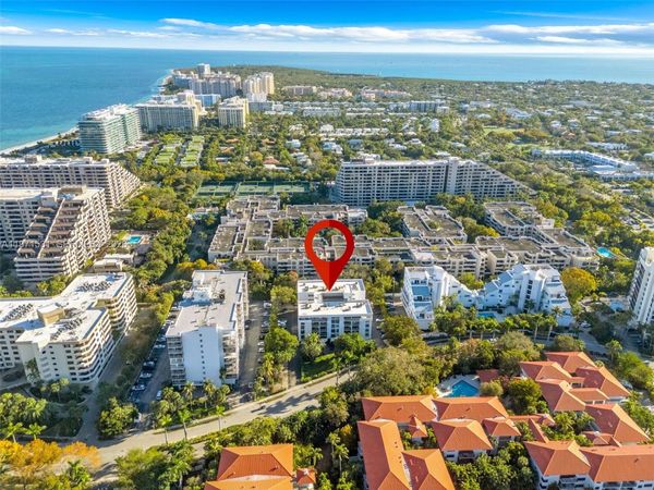 100 Ocean Lane Dr, Unit 301, Key Biscayne, FL 33149