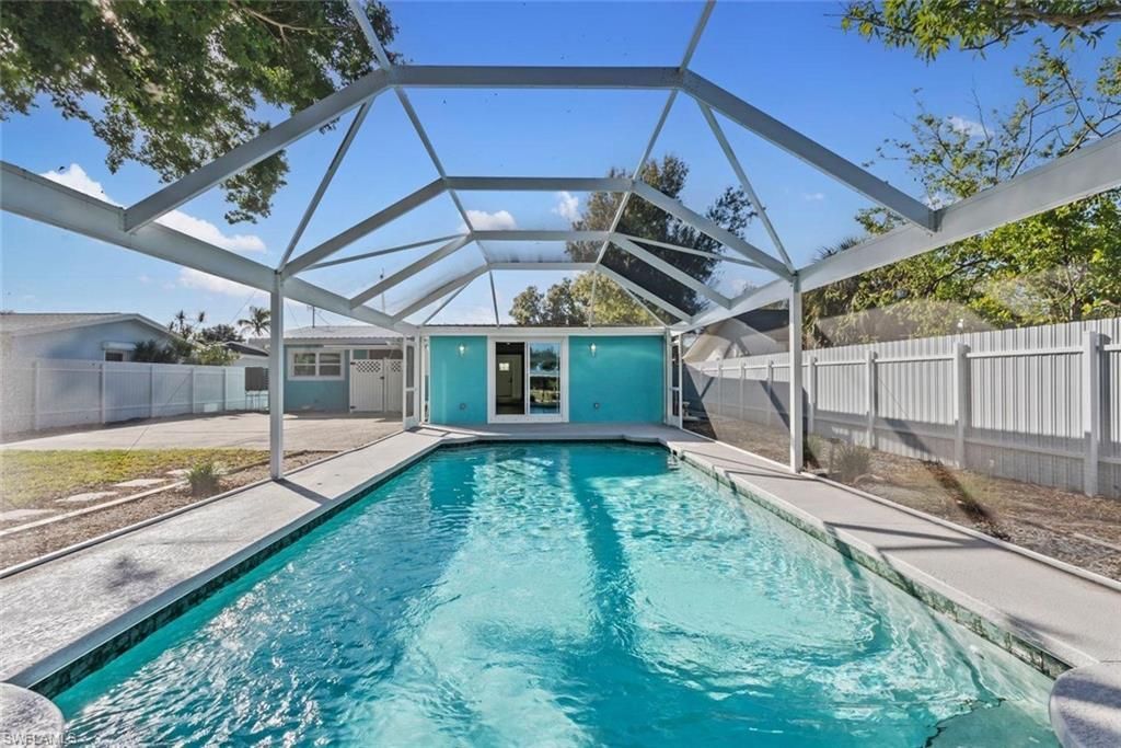 12511 Davis Blvd, Fort Myers, FL 33905 Photo