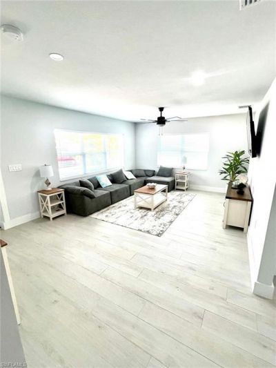 12511 Davis Blvd, Fort Myers, FL 33905 Photo