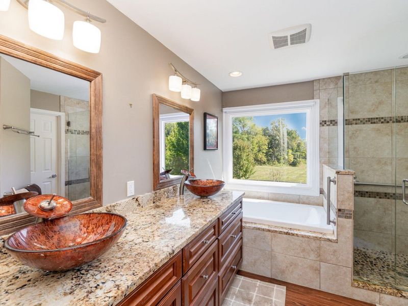 943 Lakepointe Court, Union, KY 41091 Photo 14