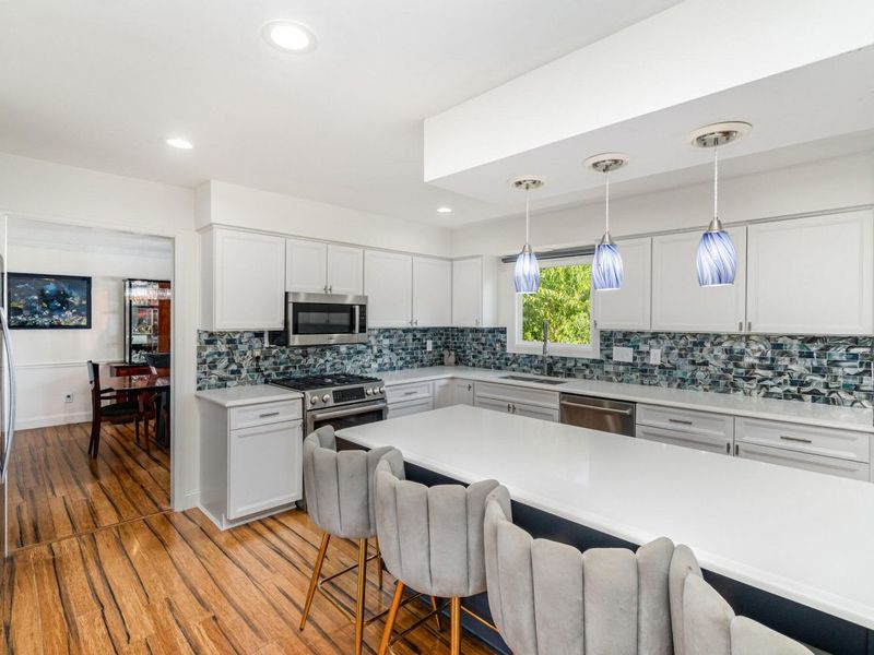 943 Lakepointe Court, Union, KY 41091 Photo 4