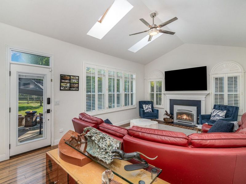 943 Lakepointe Court, Union, KY 41091 Photo 7