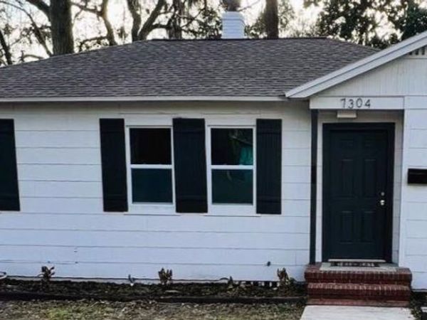 7304 N NORTH SHORE Drive, Jacksonville, FL 32208