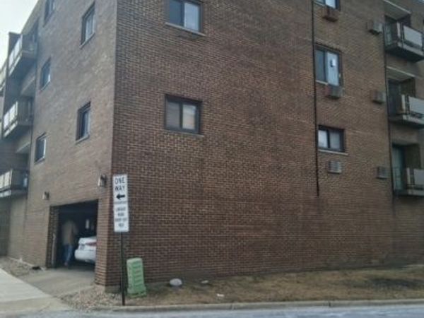 7610 W Grand Avenue, Unit 3A, Elmwood Park, IL 60707