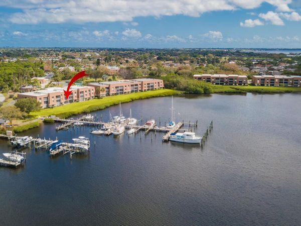 3100 SE Pruitt Road, Unit H-104, Port St. Lucie, FL 34952