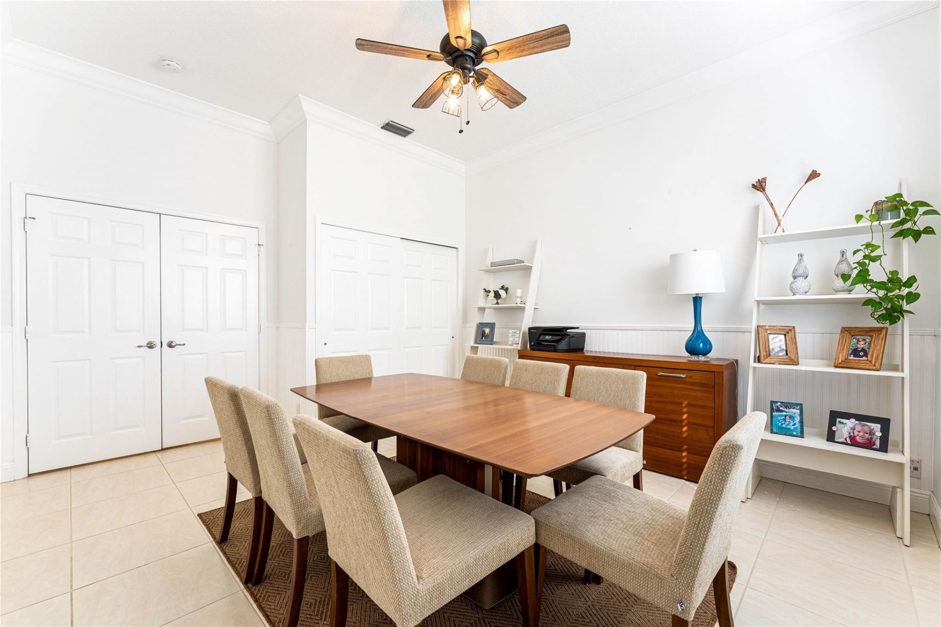 2527 Montclaire Cir, Weston, FL 33327 Photo