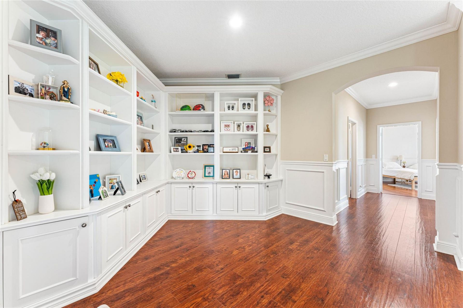 2527 Montclaire Circle, Weston, FL 33327 Photo