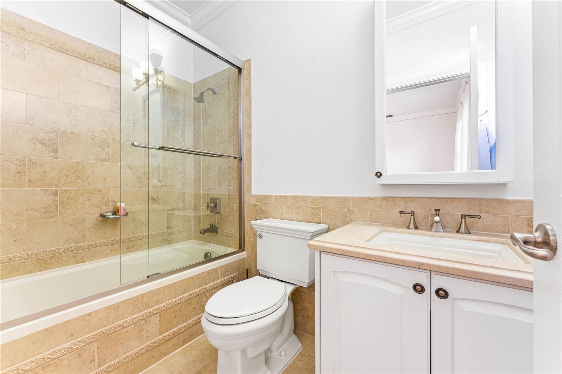 2527 Montclaire Cir, Weston, FL 33327 Photo