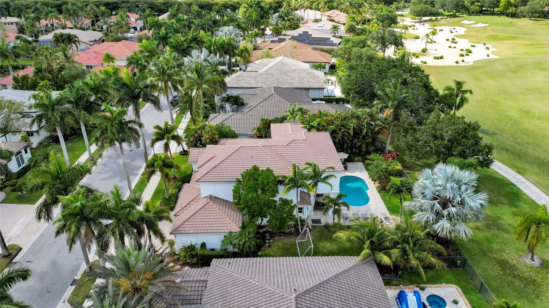 2527 Montclaire Circle, Weston, FL 33327 Photo